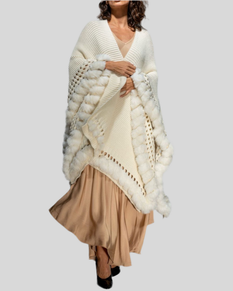 Poncho De Punto y Pelo Eco Beige